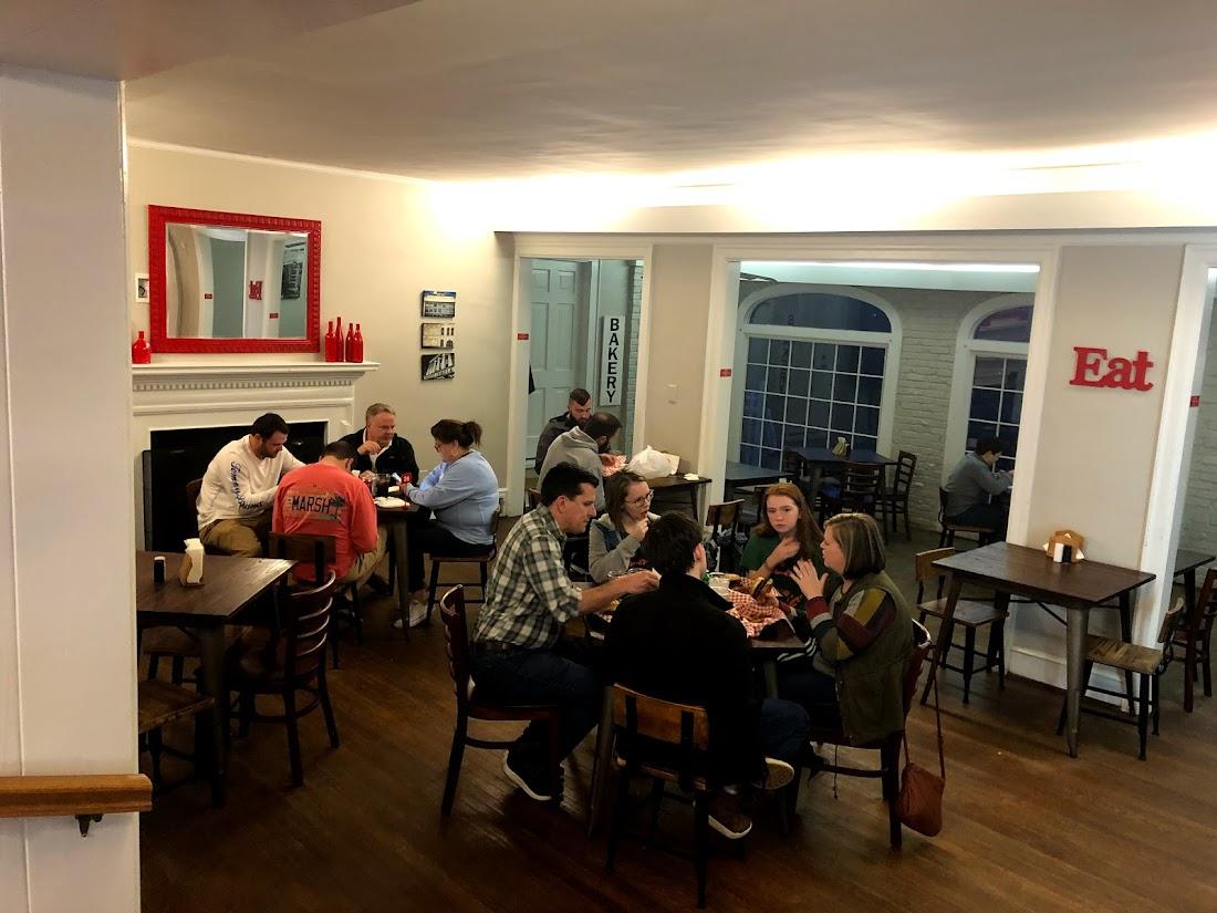 B&B Gourmet Burgers (Burgers & Bakery)