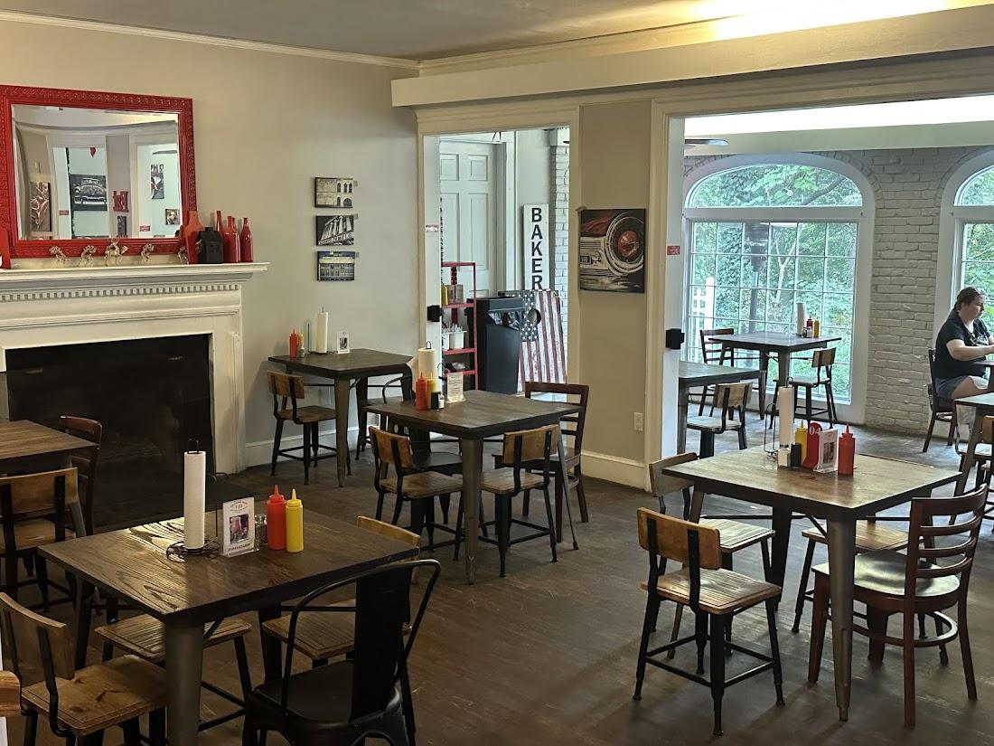 B&B Gourmet Burgers (Burgers & Bakery)